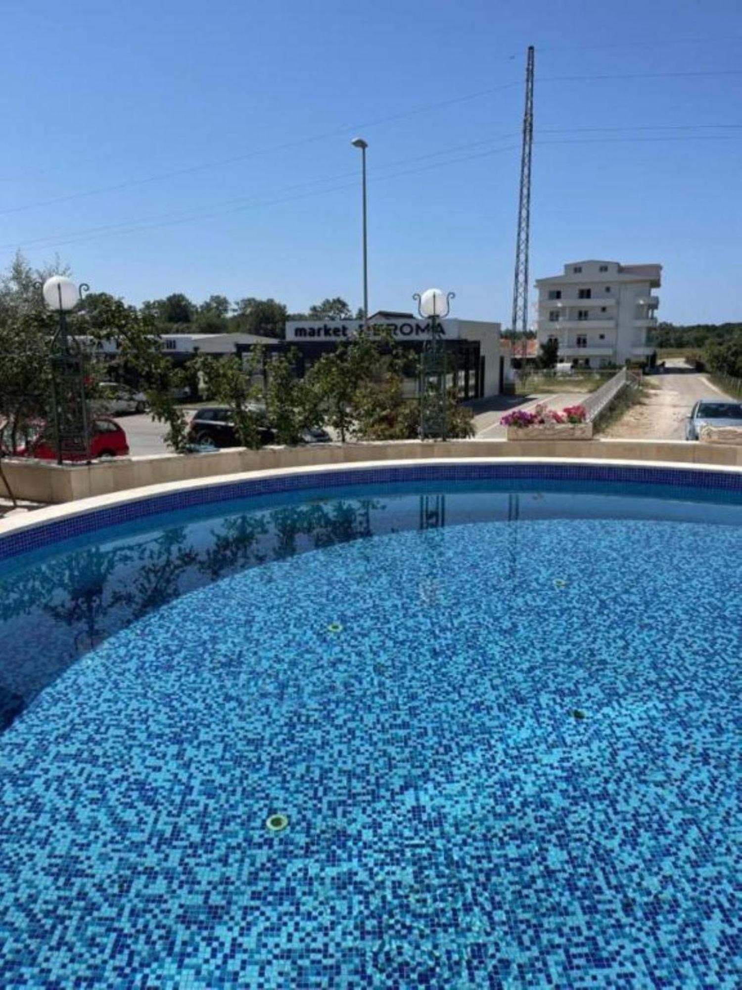 Imperial Hotel Ulcinj Eksteriør bilde